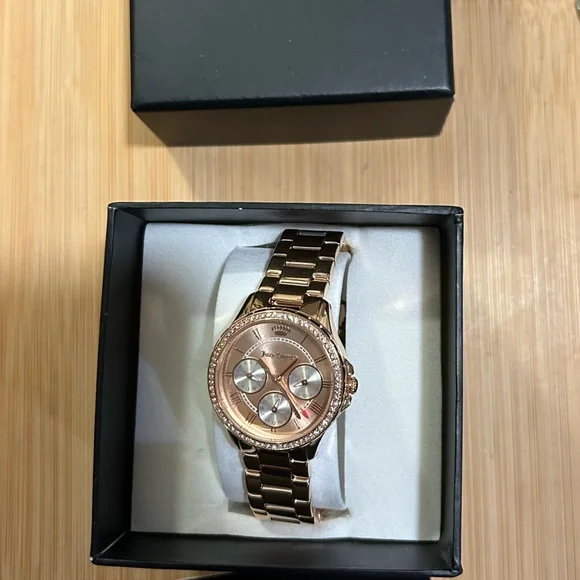 Juicy Couture Black Label Watch With 32mm Rose Gold Chronograph Face - Picture 2 of 6